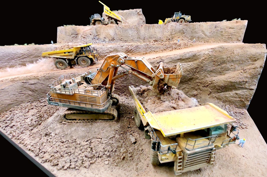 鉱山ジオラマ模型 ノンスケール